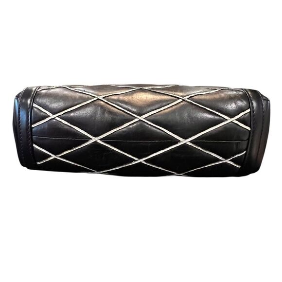 Louis Vuitton
Malletage Pochette Flap Bag - Picture 12 of 12